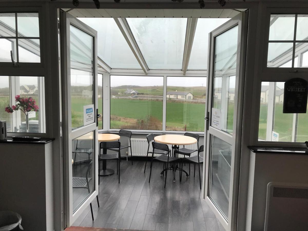 Finn Mccools Giants Causeway Hostel Bushmills Ngoại thất bức ảnh